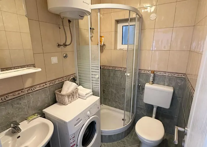 Apartment Adriatic Pavlinovic - *