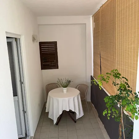 Apartment Adriatic Pavlinovic - Makarska